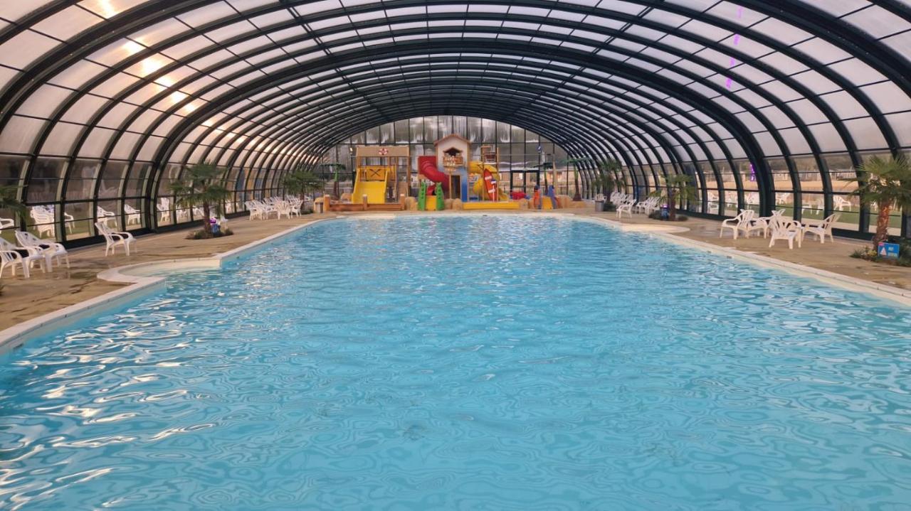 Vechtdalchalet De Berk, 5 Sterrenpark Capfun Stoetenslagh Rheezerveen Buitenkant foto