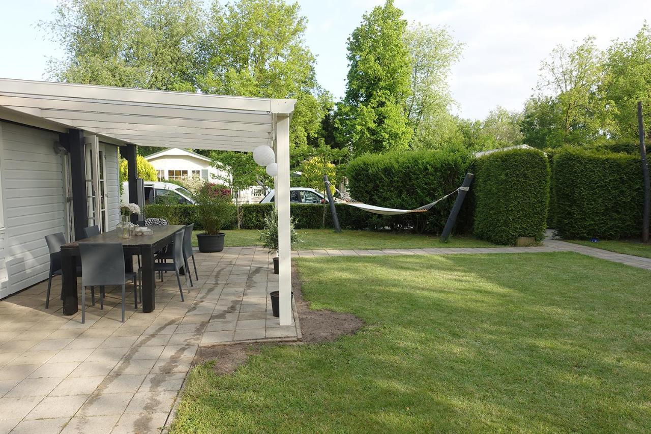 Vechtdalchalet De Berk, 5 Sterrenpark Capfun Stoetenslagh Rheezerveen Buitenkant foto