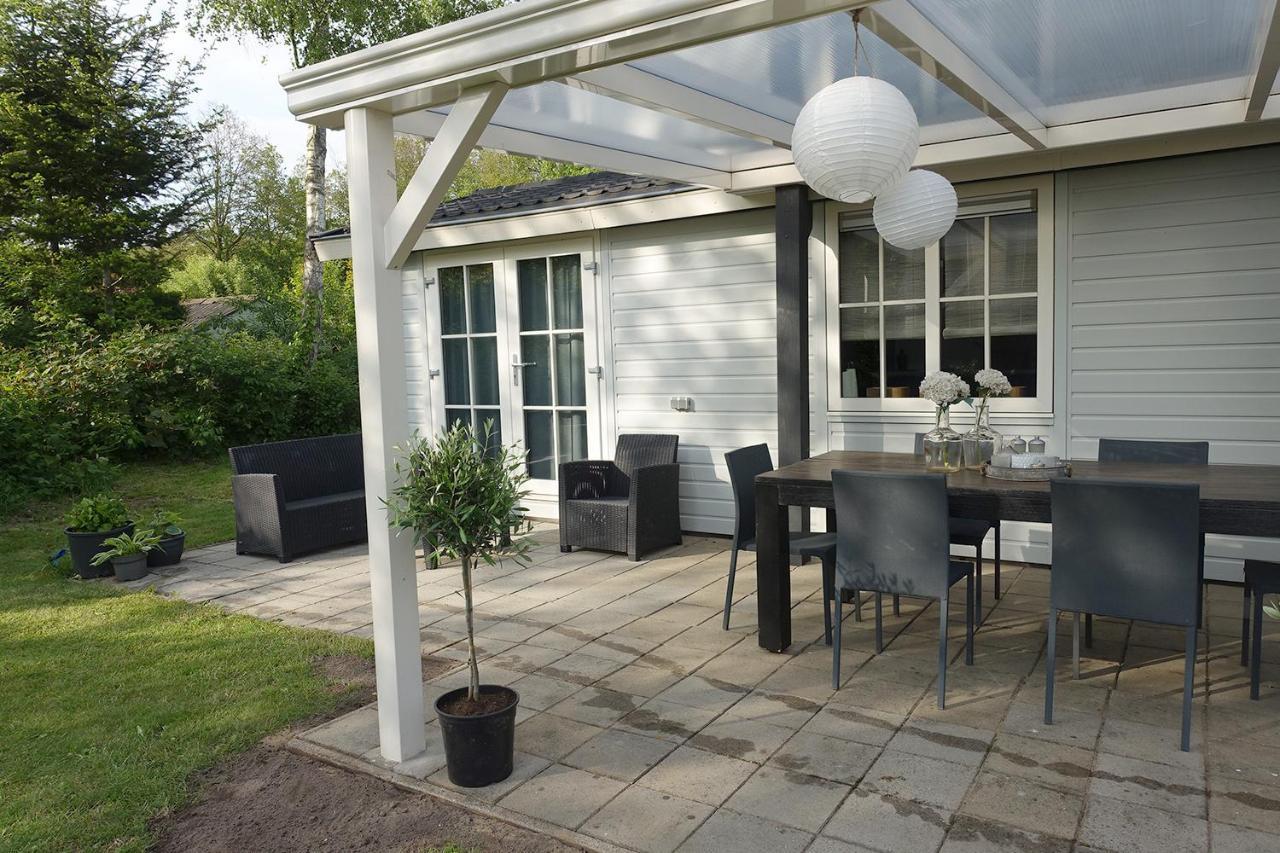 Vechtdalchalet De Berk, 5 Sterrenpark Capfun Stoetenslagh Rheezerveen Buitenkant foto