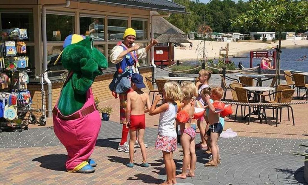 Vechtdalchalet De Berk, 5 Sterrenpark Capfun Stoetenslagh Rheezerveen Buitenkant foto